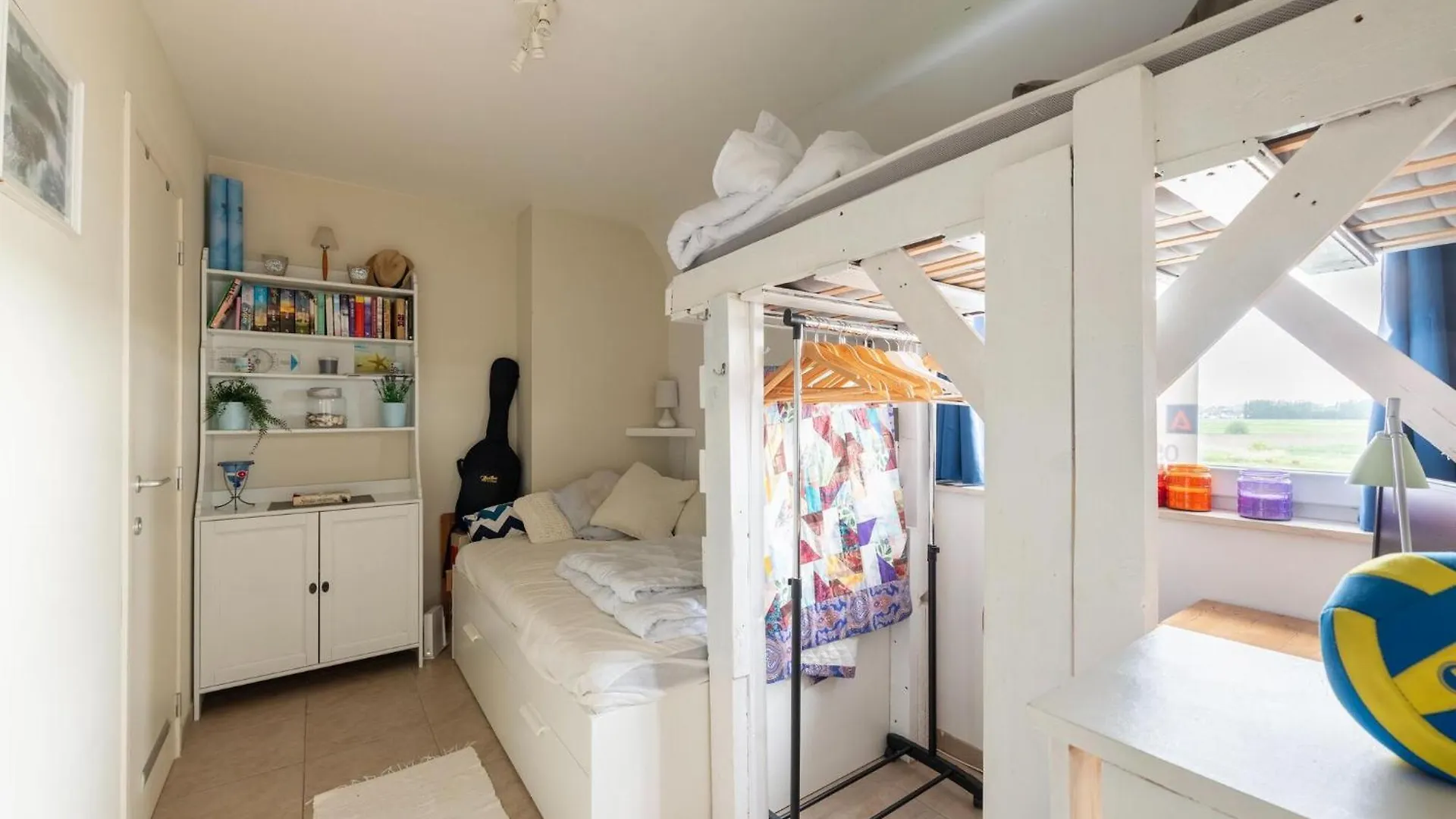 Cozy Apartment With A View Of The Canal Nieuwpoort Belgium